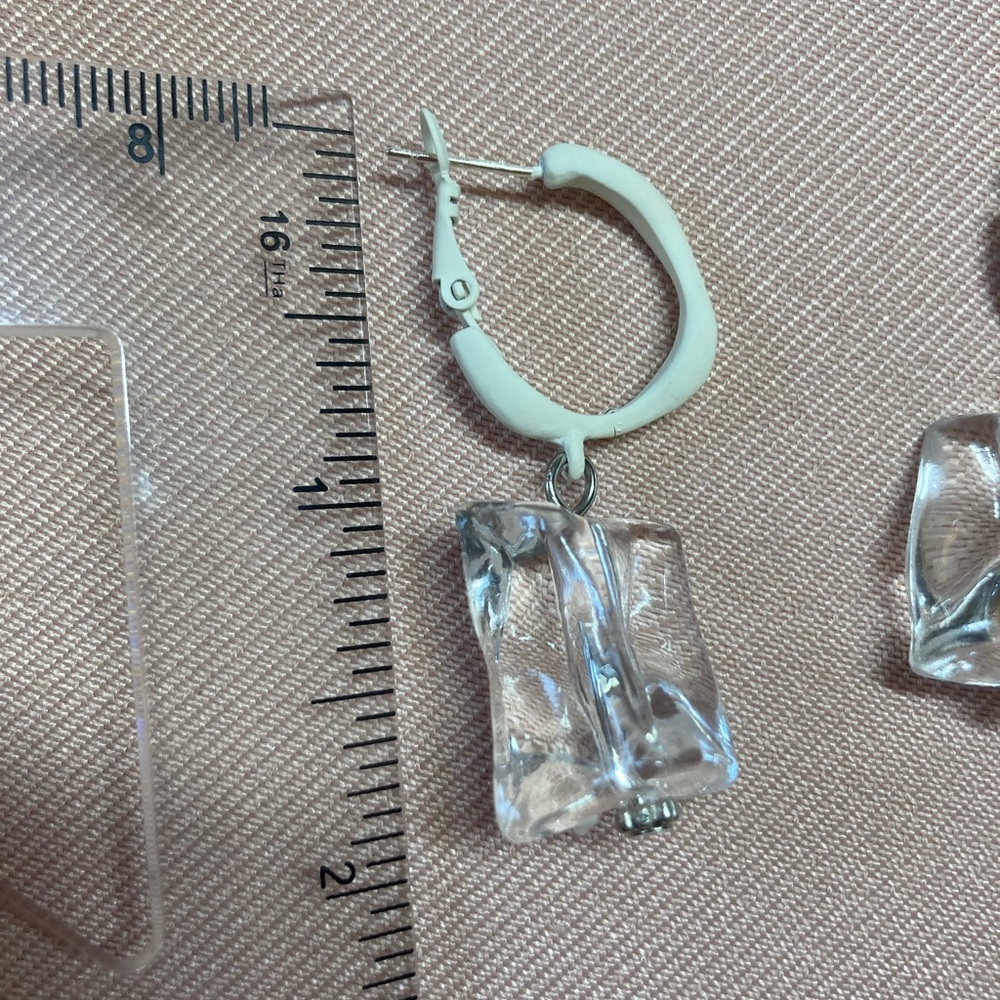 🌟 Transparent Acrylic Big Crystal Earrings - Picture 6 of 6